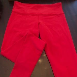 Lululemon size 8 wonder under pants. Red.